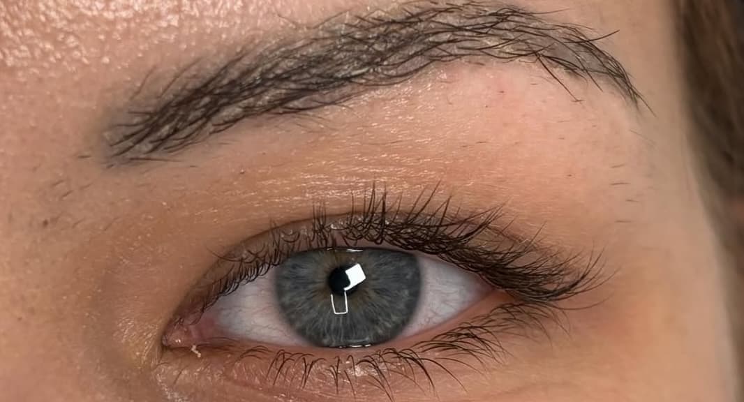 Lashlifting Beispiel 1 Before